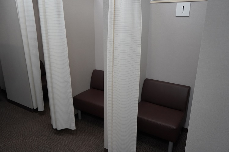 Private consultation room at Ginza Hikari Clinic